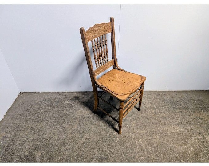 1920,s Spindle Back Chair # 200728 Shipping is not a 1.00 Shipping is not free please contact us before purchase Thanks