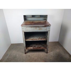 1940,S METAL WORK STATION # 190263 Shipping is not a 1.00 Shipping is not free please contact us before purchase Thanks