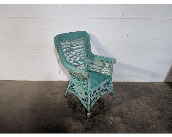Stunning Mid 1800,s Wicker Chair # 197437 Shipping is not a 1.00 Shipping is not free please contact us before purchase Thanks