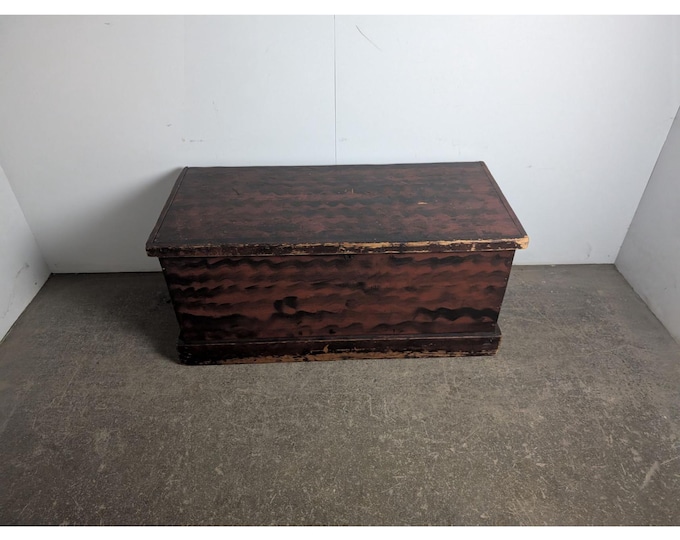 1840,s Sponge Painted Flip Top Trunk # 198053 Shipping is not a 1.00 Shipping is not free please contact us before purchase Thanks