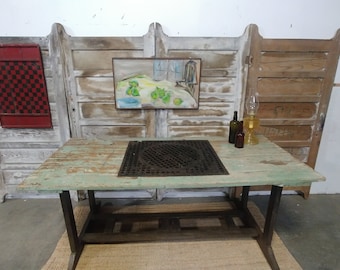 Green Door Top Table # 17164 Shipping is not a 1.00 Shipping is not free please contact us before purchase Thanks