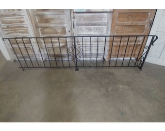 1940'S IRON RAILING # 184450 Shipping is not a 1.00 Shipping is not free please contact us before purchase Thanks