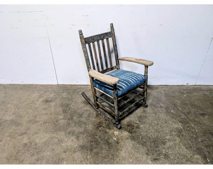 1830,S ROCKING CHAIR # 201326 Shipping is not a 1.00 Shipping is not free please contact us before purchase Thanks
