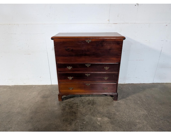 1880,S PINE BLANKET CHEST # 195922 Shipping is not a 1.00 Shipping is not free please contact us before purchase Thanks