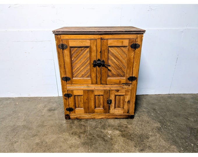 Mid 1800,s Five Door Ice Box # 201166 Shipping is not a 1.00 Shipping is not free please contact us before purchase Thanks
