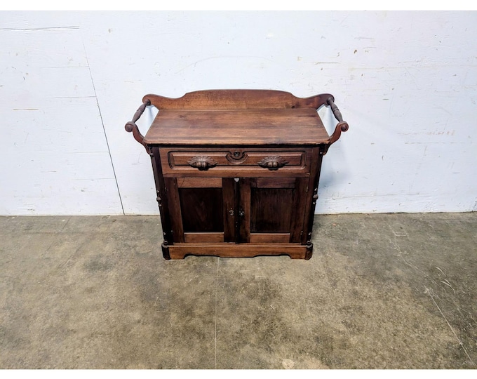 1860,S PINE WASHSTAND # 198468 Shipping is not a 1.00 Shipping is not free please contact us before purchase Thanks