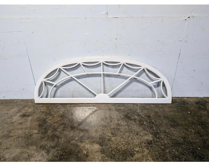 Elegant Late 1800,s Architectural Window # 198164 Shipping is not a 1.00 Shipping is not free please contact us before purchase Thanks