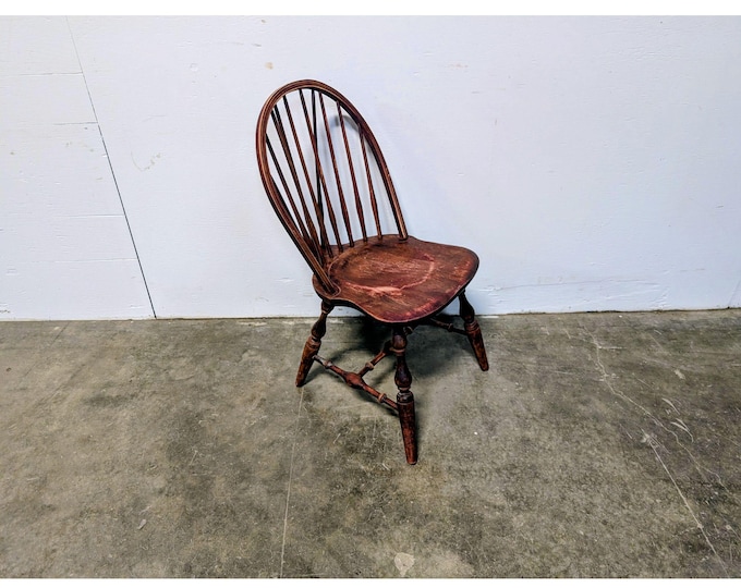 SIMPLE 1900,S WINDSOR CHAIR # 200196 Shipping is not a 1.00 Shipping is not free please contact us before purchase Thanks