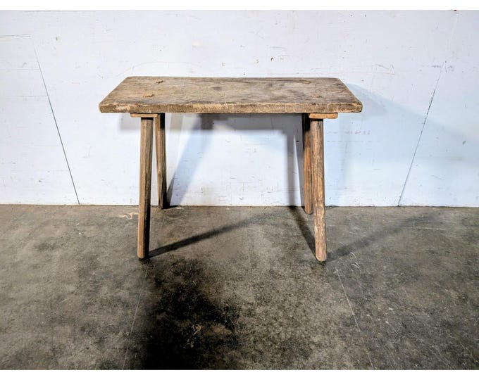 EARLY 1800,S HOG TABLE # 197955 Shipping is not a 1.00 Shipping is not free please contact us before purchase Thanks