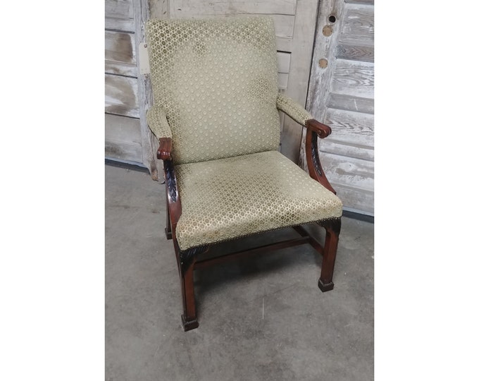 MAHOGANY BAKER CHAIR # 185867 Shipping is not free please conatct us before purchase Thanks