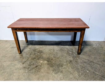 Nice Size 1940,s Vermont Harvest Table # 200187 Shipping is not a 1.00 Shipping is not free please contact us before purchase Thanks