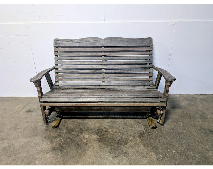 1940,S WOODEN GLIDER # 200723 Shipping is not a 1.00 Shipping is not free please contact us before purchase Thanks