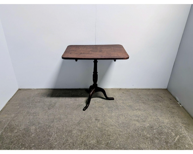 Mid 1800,s Oak Tripod Tilt Top Table # 199765 Shipping is not a 1.00 Shipping is not free please contact us before purchase Thanks