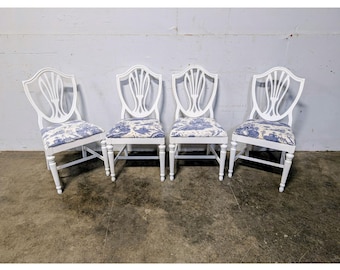 Set van vier geverfde mahonie stoelen met schildrugleuning uit de jaren 40 # 198579 Verzending is geen 1,00 Verzending is niet gratis