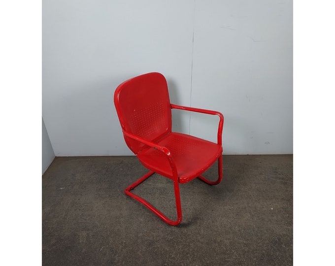 1950,S METAL MOTEL CHAIR # 193346 Shipping is not free please conatct us before purchase Thanks