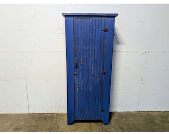 1900,S ONE DOOR CUPBOARD # 198686 Shipping is not a 1.00 Shipping is not free please contact us before purchase Thanks