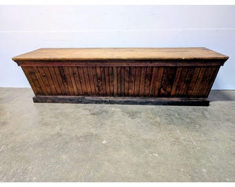 Mid 1800,s Kentucky General Store Counter # 200858 Shipping is not a 1.00 Shipping is not free please contact us before purchase Thanks