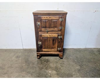 Late 1800,s Double Door Oak Ice Box # 198471 Shipping is not a 1.00 Shipping is not free please contact us before purchase Thanks