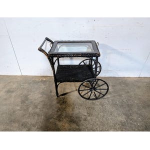 1930,s Wicker Tea / Drinks Cart # 197952 Shipping is not a 1.00 Shipping is not free please contact us before purchase Thanks