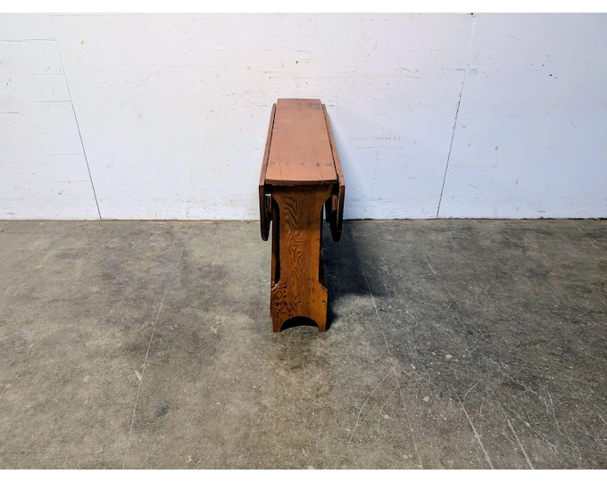 1920,s Pine Drop Leaf Gate Leg Table # 199119 Shipping is not a 1.00 Shipping is not free please contact us before purchase Thanks