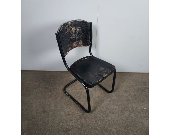 1940,s Metal Motel Chair Unusual Size # 192834 Shipping is not free please conatct us before purchase Thanks