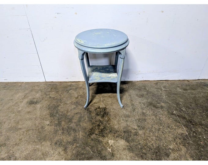 Simple Vintage Two Tier Table # 201290 Shipping is not a 1.00 Shipping is not free please contact us before purchase Thanks