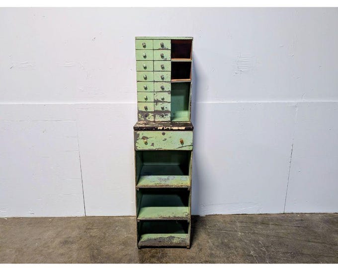 UNIQUE 1900,S CABINET # 199316 Shipping is not a 1.00 Shipping is not free please contact us before purchase Thanks