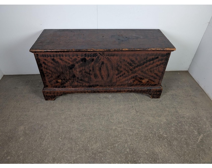 Early 1800,s Folk Art Trunk # 196712 Shipping is not a 1.00 Shipping is not free please contact us before purchase Thanks