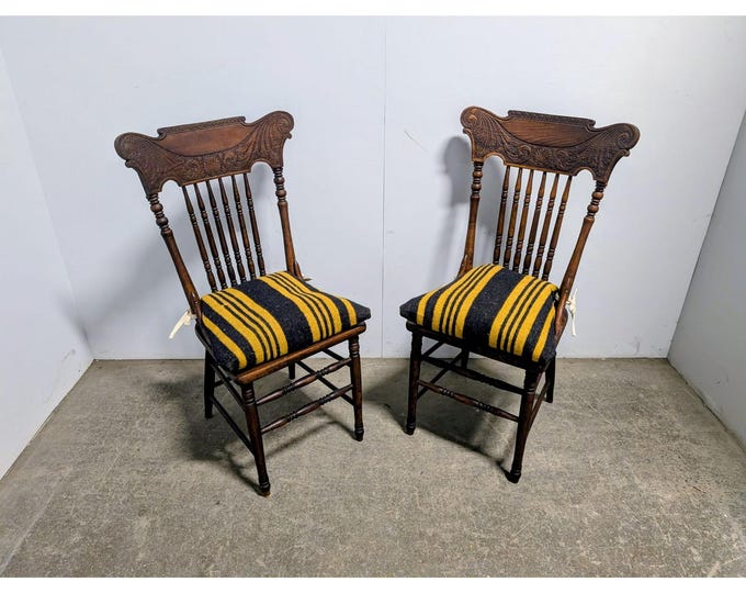 Pair Of 1920,s Oak Side Chairs # 198576 Shipping is not a 1.00 Shipping is not free please contact us before purchase Thanks