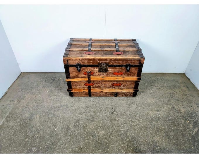 LATE 1800,S STEAMER TRUNK # 194902 Shipping is not a 1.00 Shipping is not free please contact us before purchase Thanks