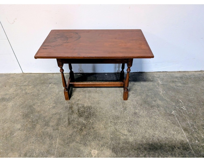 1900,s VERMONT SIDE TABLE # 200268 Shipping is not a 1.00 Shipping is not free please contact us before purchase Thanks