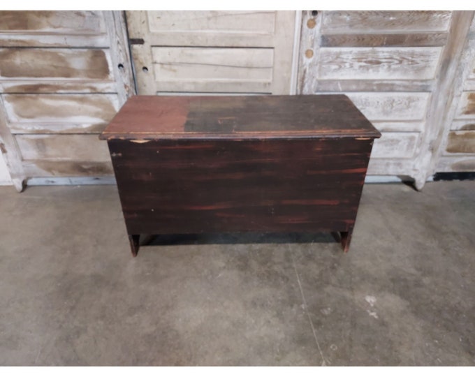 1840'S GRAIN PAINTED TRUNK # 187321 Shipping is not free please conatct us before purchase Thanks