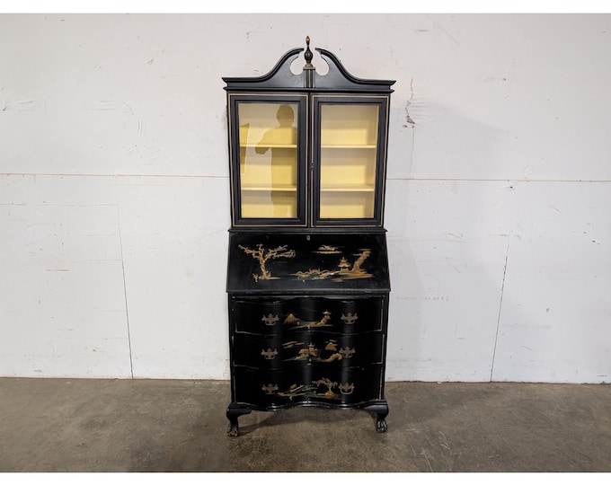 Elegant 1940,s Paint Decorated Display Cabinet # 196311 Shipping is not a 1.00 Shipping is not free please contact us before purchase Thanks