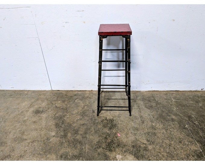 1920,S IRON FERN STAND # 201357 Shipping is not a 1.00 Shipping is not free please contact us before purchase Thanks