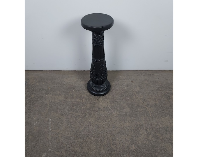 BLACK VINTAGE STOOL #192202 Shipping is not free please conatct us before purchase Thanks