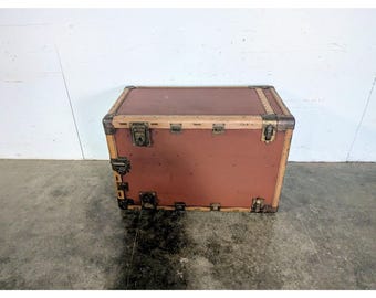 1900,s Travel Trunk With Full Wardrobe # 197818 Shipping is not a 1.00 Shipping is not free please contact us before purchase Thanks