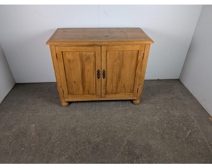 1900.s Two Door Pine Cabinet # 197590 Shipping is not a 1.00 Shipping is not free please contact us before purchase Thanks
