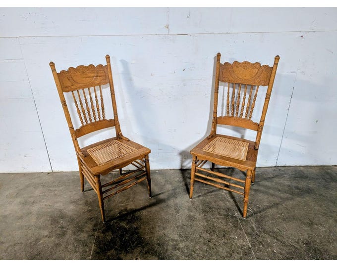 Pair Of 1920,s Spindle Back Oak Side Chairs # 196542 Shipping is not a 1.00 Shipping is not free please contact us before purchase Thanks