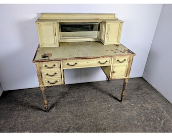 UNIQUE 1880,S WRITING DESK # 197558 Shipping is not a 1.00 Shipping is not free please contact us before purchase Thanks