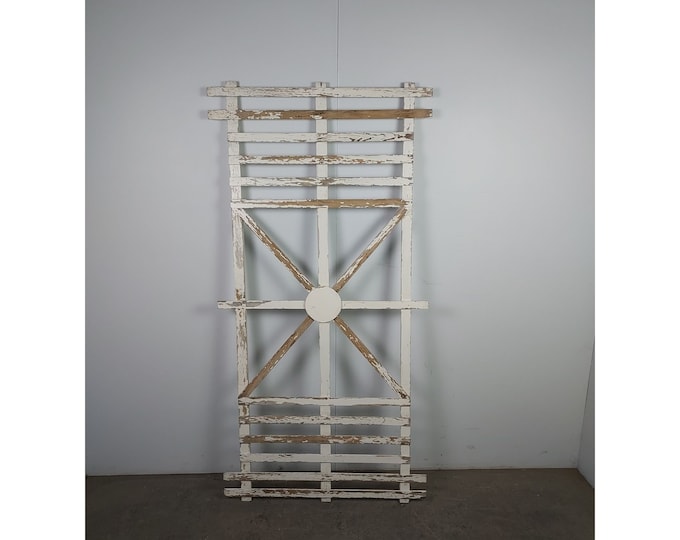 INTERESTING VINTAGE LATTICE # 194109 Shipping is not a 1.00 Shipping is not free please contact us before purchase Thanks
