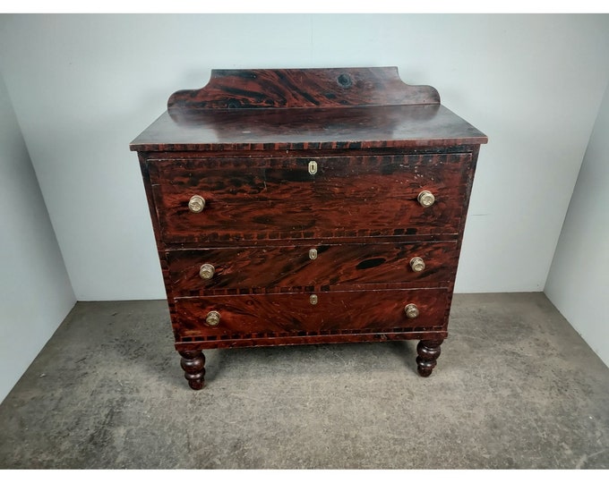 1830,S Grain Painted Three Drawer Chest Of Drawers # 189119 Shipping is not free please conatct us before purchase Thanks