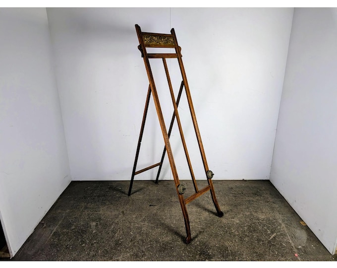 Elegant 1920,s Wood And Metal Easel # 197752 Shipping is not a 1.00 Shipping is not free please contact us before purchase Thanks