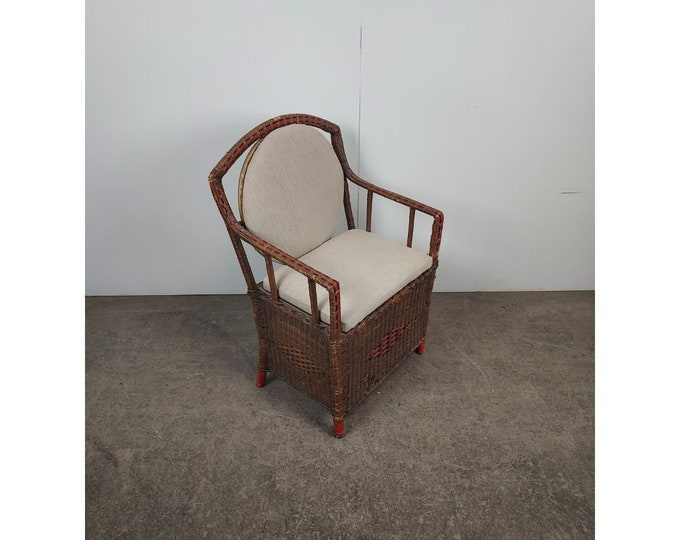 A UNIQUE WICKER CHAIR # 187288 Shipping is not free please conatct us before purchase Thanks