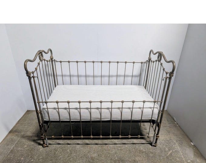 Mid 1800,s Elegant Metal Childs Bed # 200008 Shipping is not a 1.00 Shipping is not free please contact us before purchase Thanks