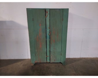 Early 1800,s Primitive Two Door Cupboard # 194255 Shipping is not a 1.00 Shipping is not free please contact us before purchase Thanks