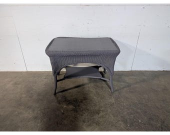 UNUSUAL 1930,S WICKER TABLE # 196469 Shipping is not a 1.00 Shipping is not free please contact us before purchase Thanks