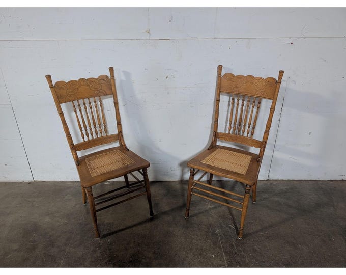 Pair Of 1920,s Spindle Back Oak Side Chairs # 196542 Shipping is not a 1.00 Shipping is not free please contact us before purchase Thanks