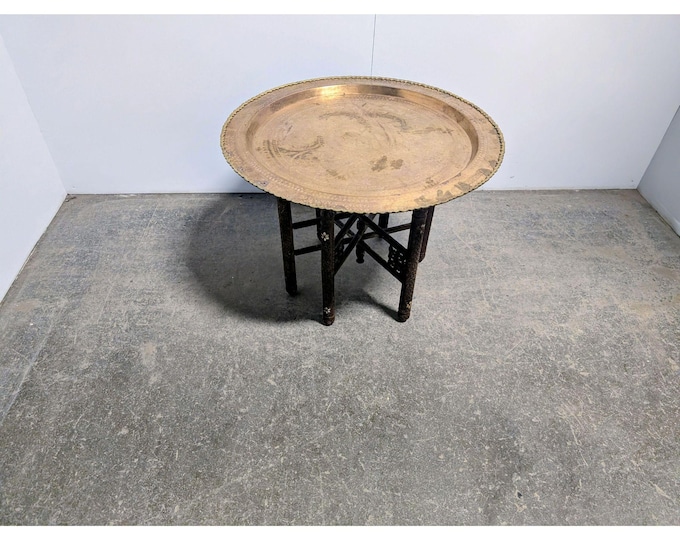 1900,s Brass Tray Coffee Table # 199844 Shipping is not a 1.00 Shipping is not free please contact us before purchase Thanks