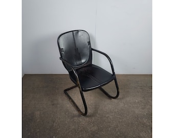1940,s Metal Motel Arm Chair # 192833 Shipping is not free please conatct us before purchase Thanks