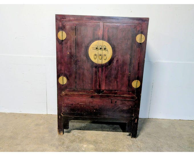 Mid 1800,s Chinese Lacquered Cabinet # 200090 Shipping is not a 1.00 Shipping is not free please contact us before purchase Thanks